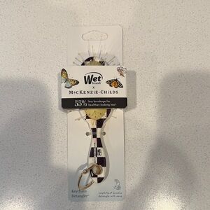 🖤🤍MacKenzie-Childs Black and White Keychain Detangler